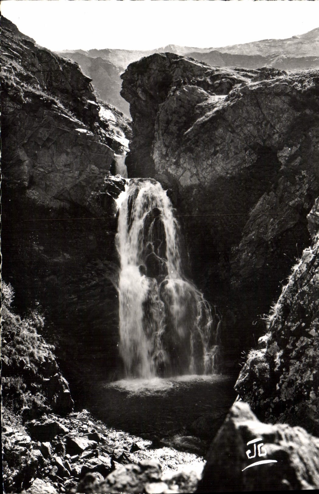 Le Saut du Laire et la Tête d'Homme — Les Alpes — JG