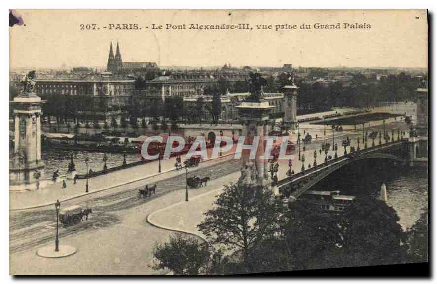 CPA Paris Le Pont Alexandre III vue prise du Grand Palais 