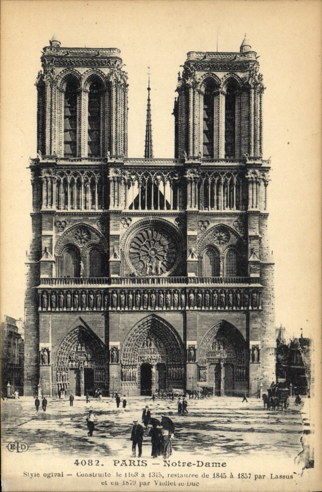 CPA Paris Notre Dame Style ogival 