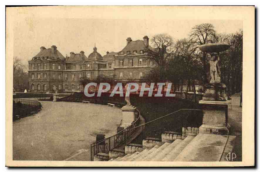 CPA Paris les jardins du Luxembourg et le Senal 
