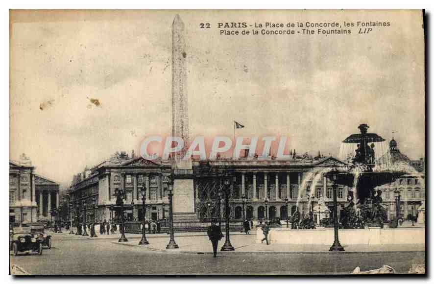 CPA Paris La Place de la Concorde les Fontaines 