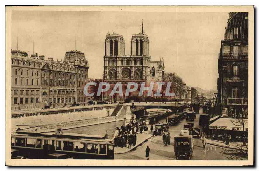 CPA Paris en flanant Notre Dame vue de la Place St Michel 