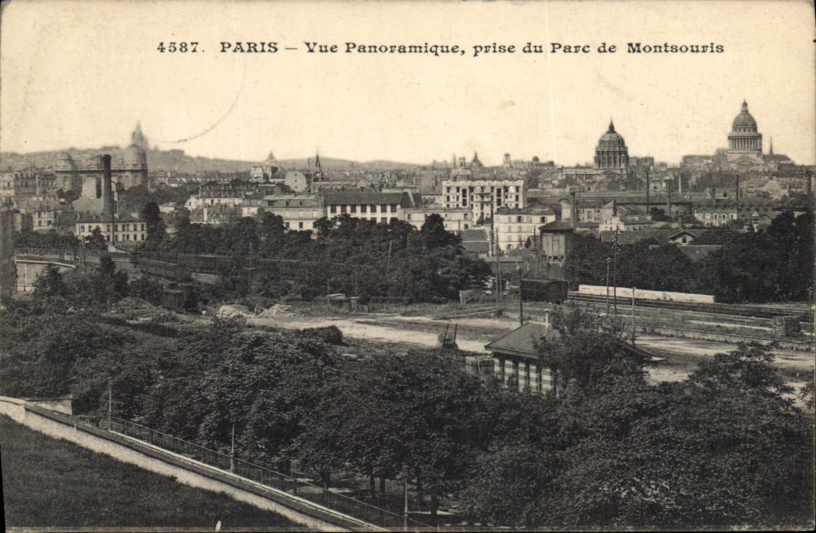 PARIS — Vue Panoramique, prise du Parc de Montsouris — n° 4587