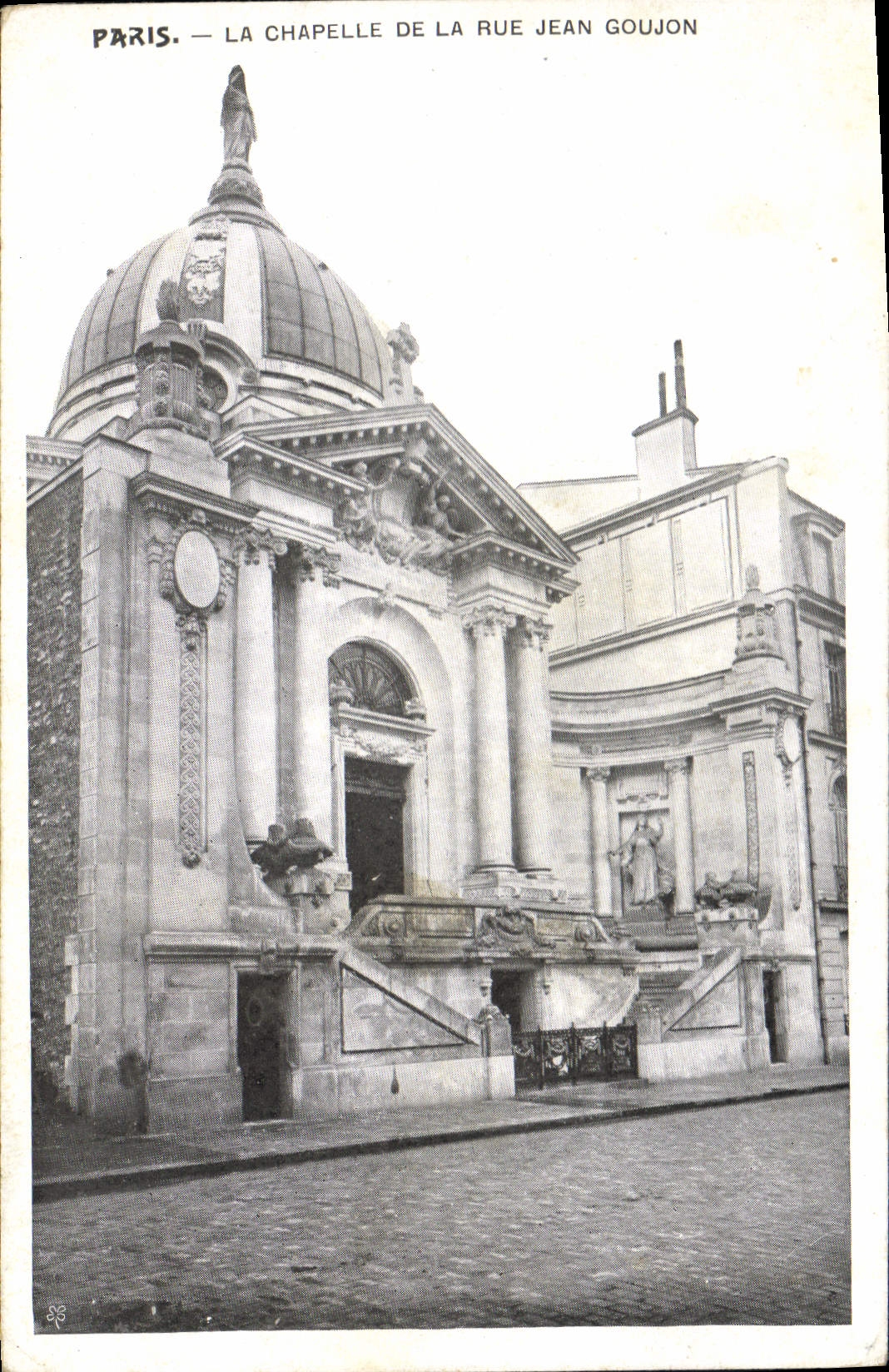 CPA Paris La Chapelle de la Rue Jean Goujon 