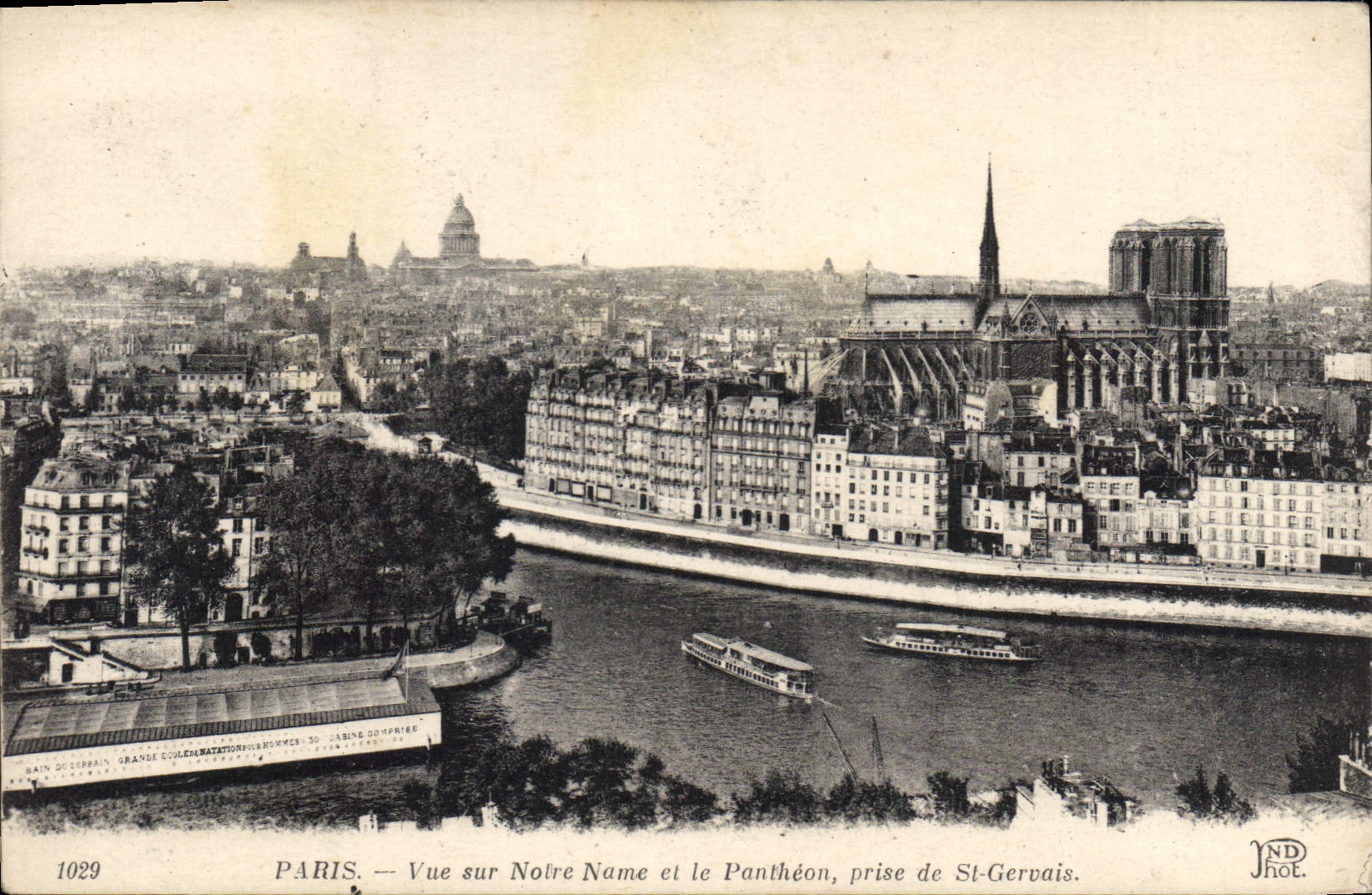 CPA Paris Vue sur Notre Dame et le Pantheon prise de St Gervais 