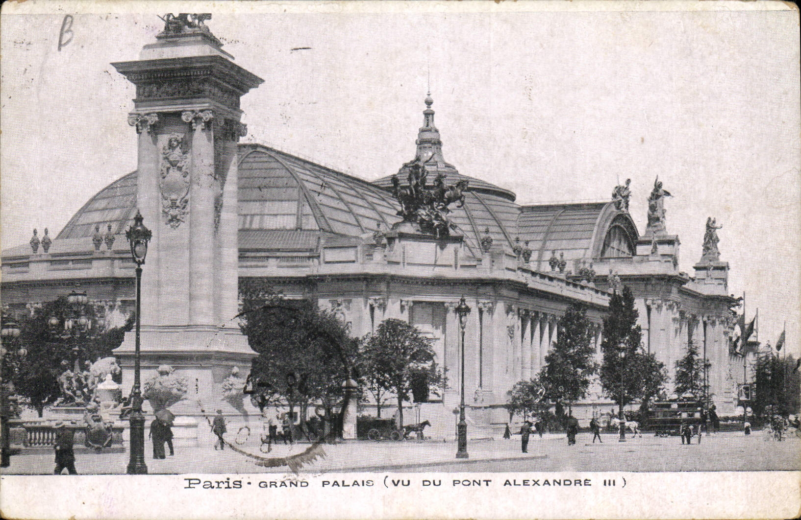 CPA Paris Grand Palais vu du Pont Alexandre III 