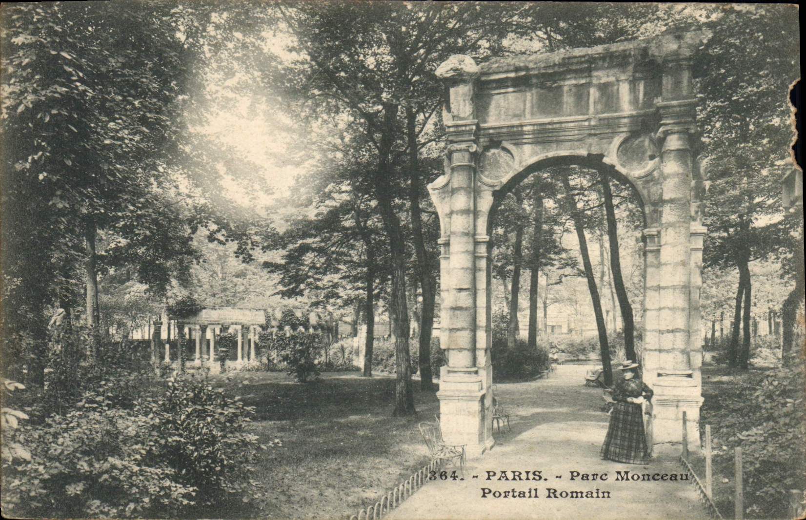 CPA Paris Parc Monceau Portail Romain 