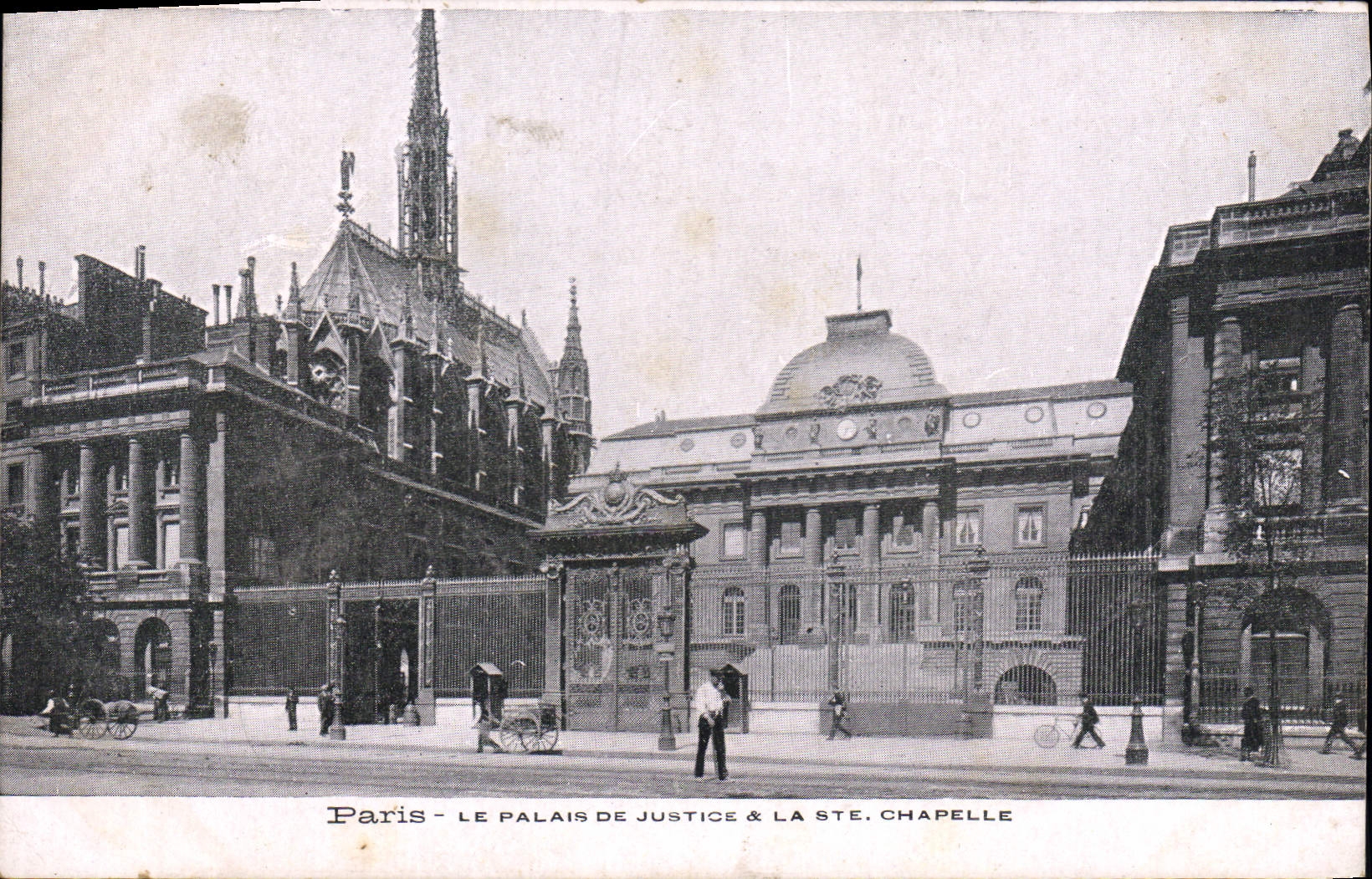 CPA Paris Le Palais de Justice & la Sainte Chapelle 
