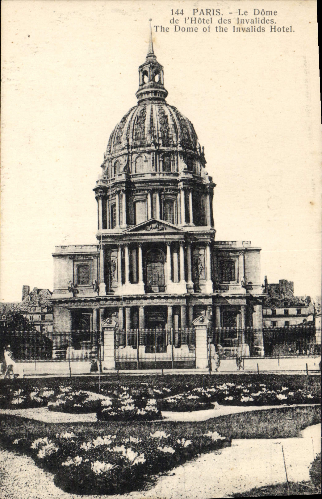 CPA Paris Le Dome de l'Hotel des Invalides 
