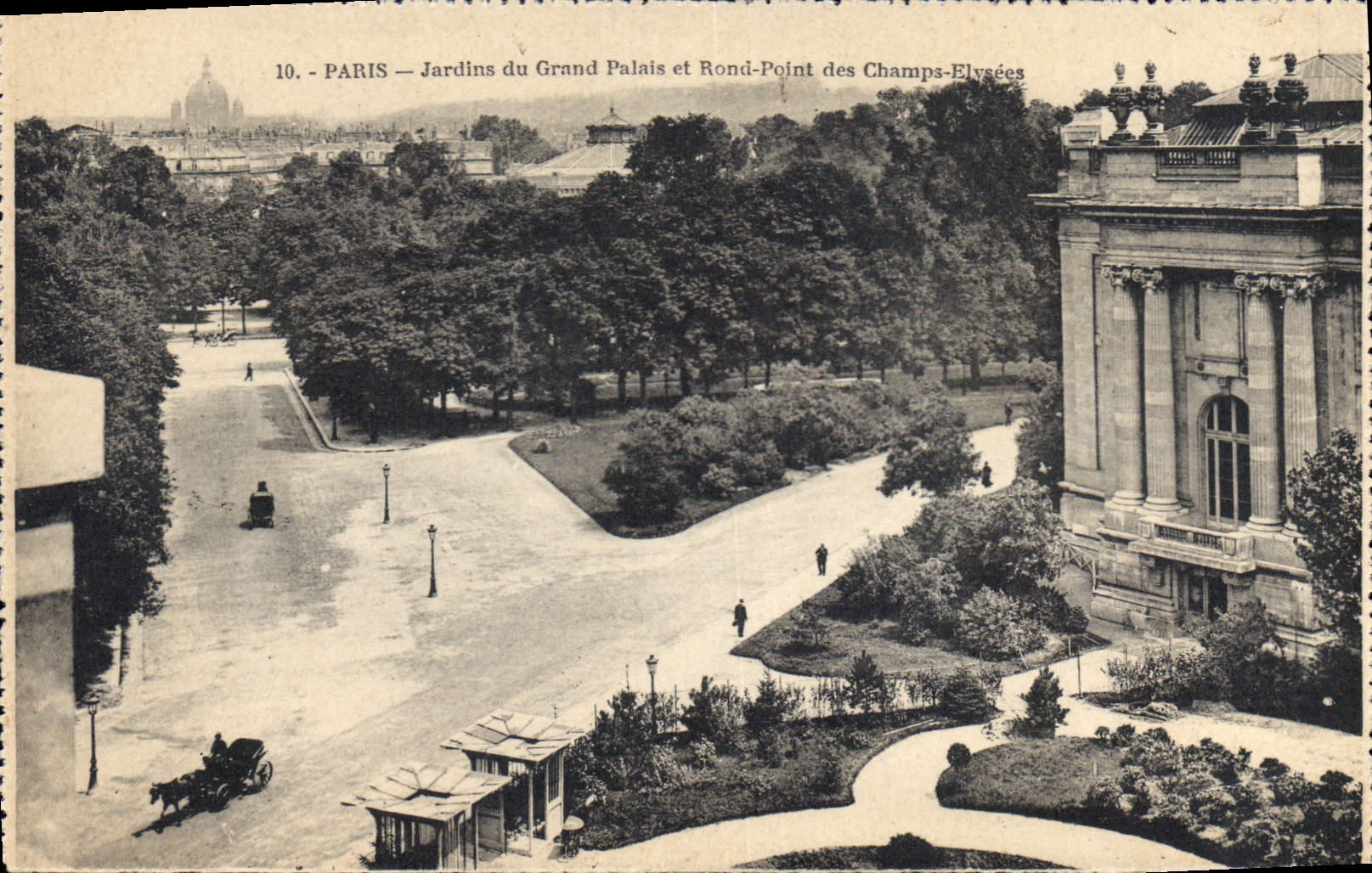 CPA Paris Jardins du Grand Palais et Rond Point des Champs Elysees 