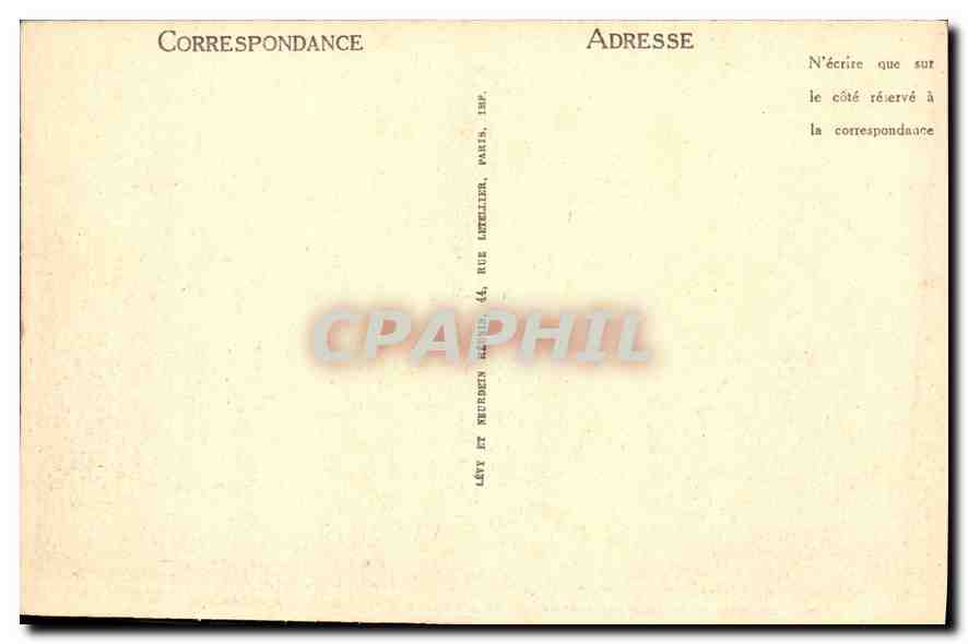 CPA Paris Saint Germain d'Auxerrois Vue generale prise sur la Place du Louvre  — Verso