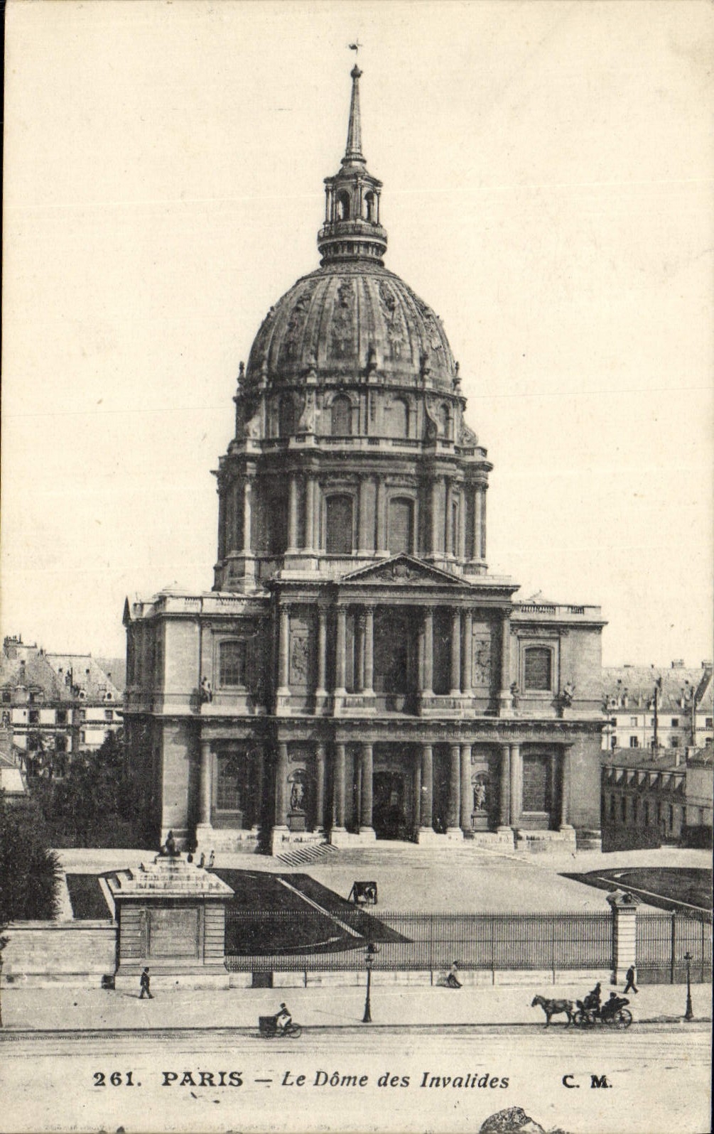 CPA Paris Le Dome des Invalides 
