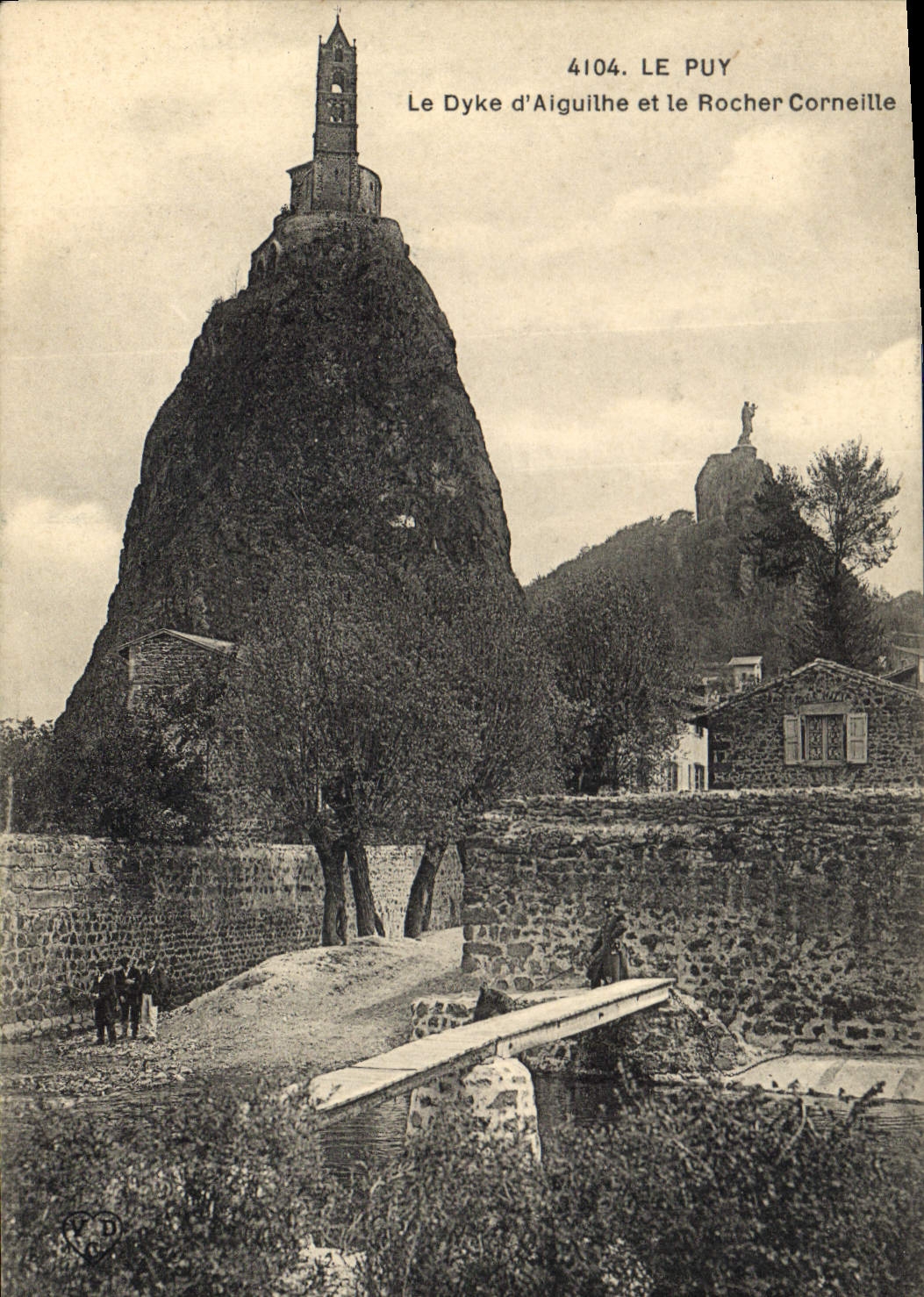 CPA Le Puy Le Dyke d'Aiguilhe et le Rocher Corneille 