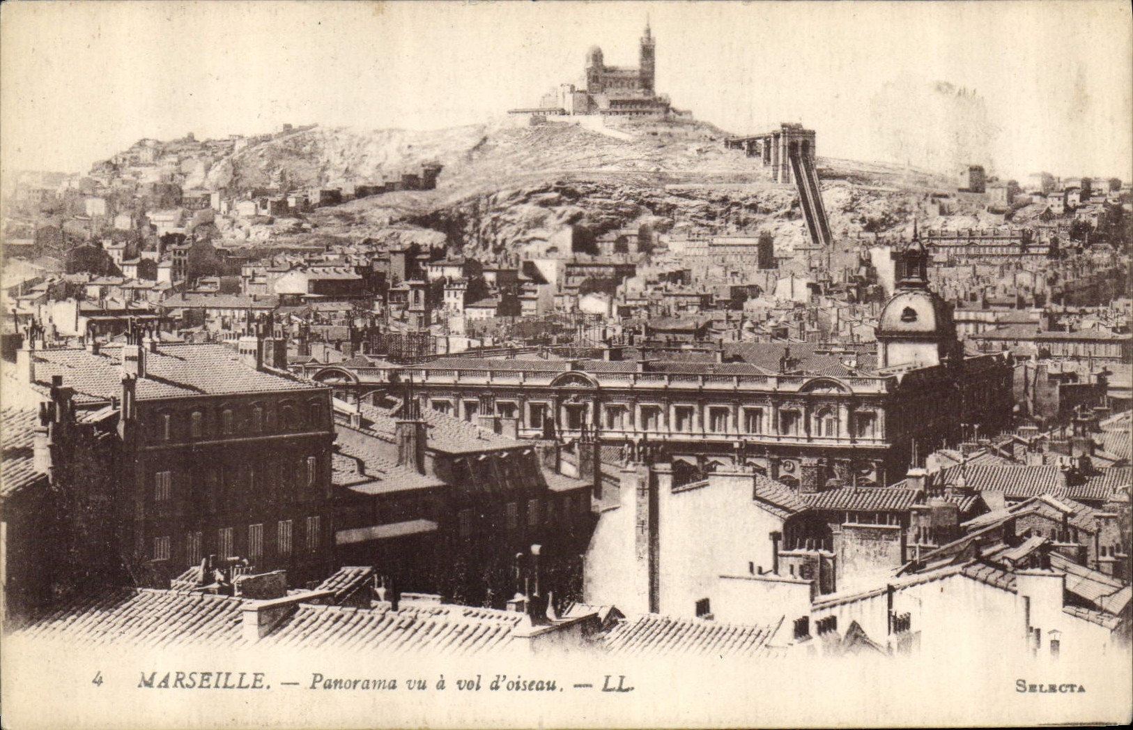 CPA Marseille Panorama vu a vol d'oiseau 