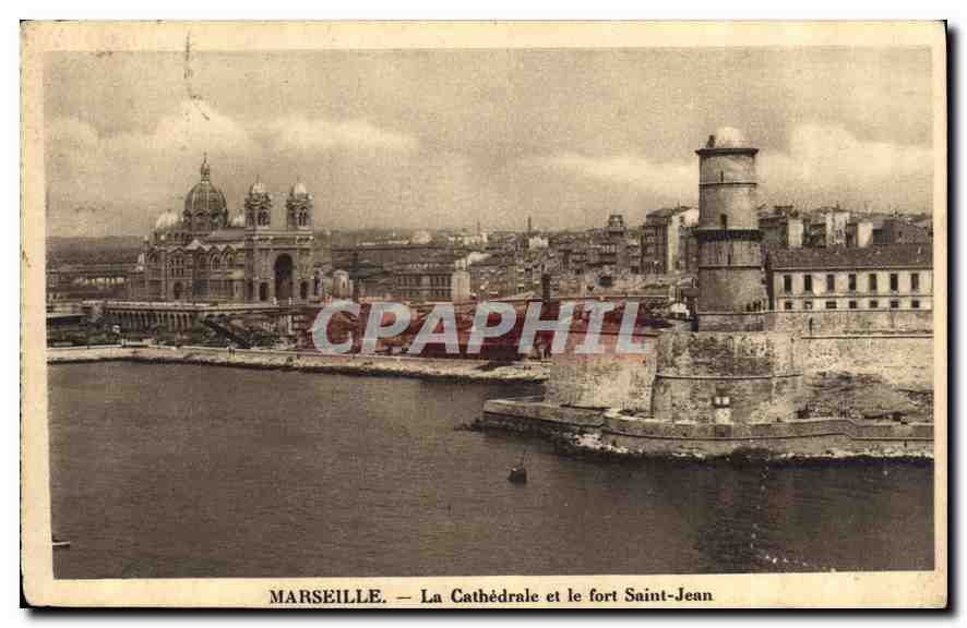 CPA Marseille La Cathedrale et le Fort Saint Jean 