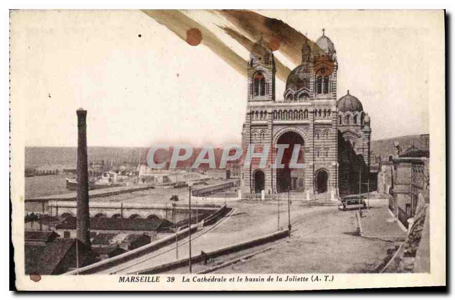 CPA Marseille La Cathedrale et le Bassin de la Joliette 