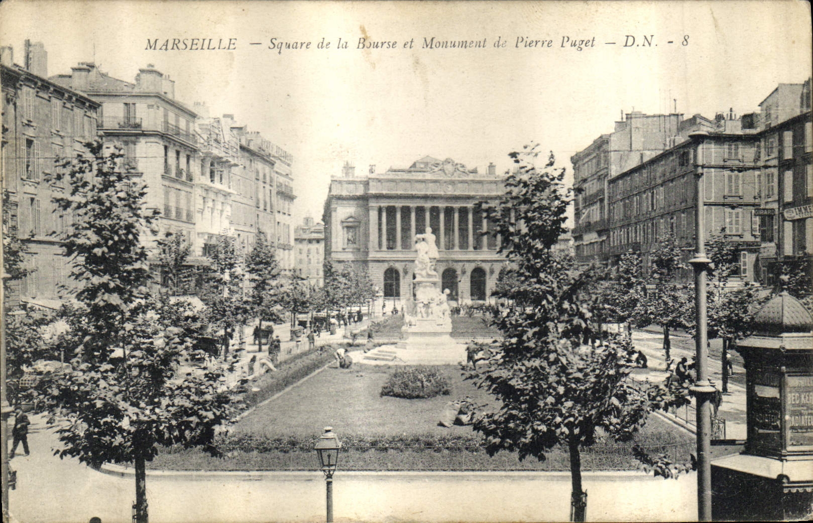 Marseille — Square de la Bourse et Monument de Pierre Puget — D.N. - 8
