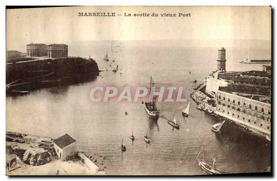 CPA Marseille La Sortie du Vieux Port 