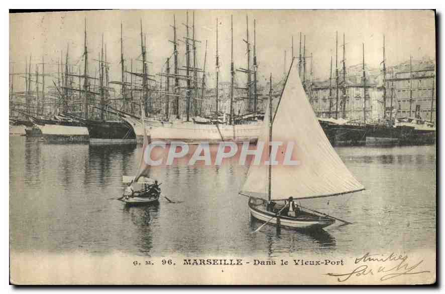 CPA Marseille Dans le Vieux Port 