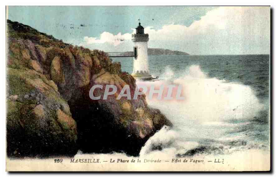 CPA Marseille Le Phare de la Desra de Effet de Vagues 