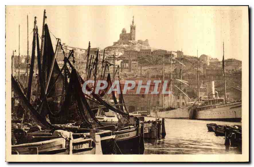 Marseille — Notre-Dame de la Garde vue du Vieux Port — Les Éditions d'Art Y. O. I. Paris