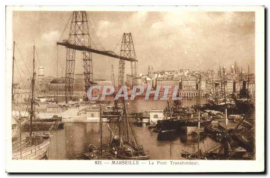 CPA Marseille Le Pont Transbordeur Bateaux