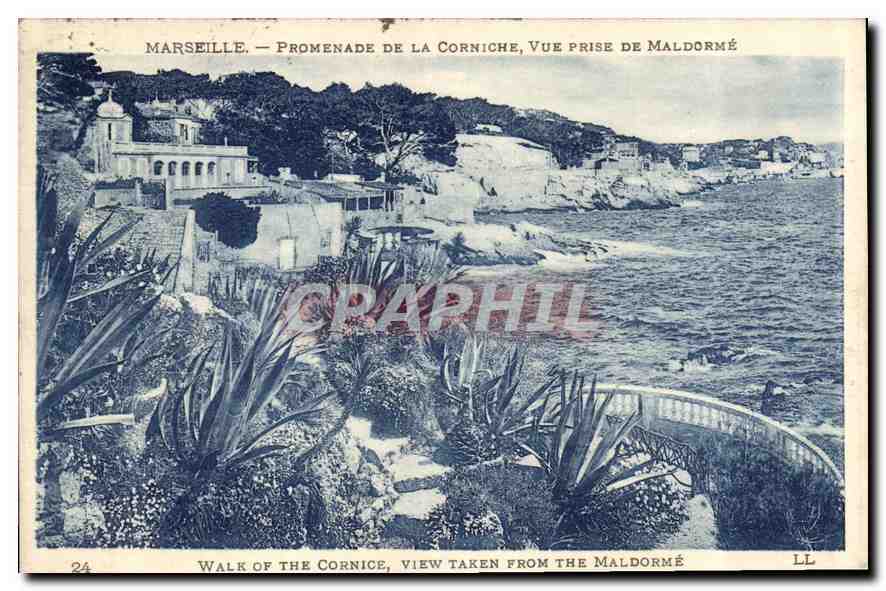 CPA Marseille Promenade de la Corniche vue prise de Maldorme 