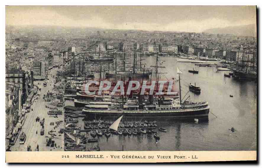 CPA Marseille Vue generale du Vieux Port 