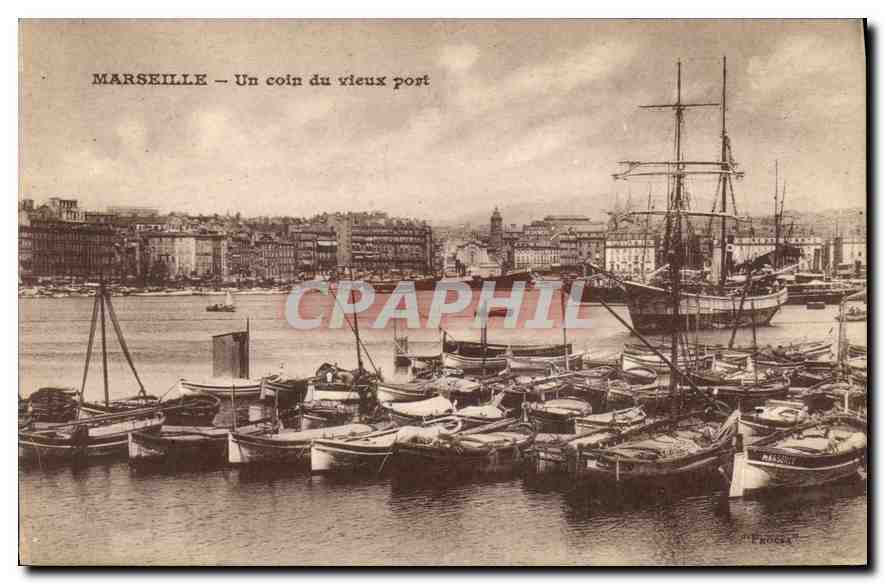 CPA Marseille Un coin du vieux port 