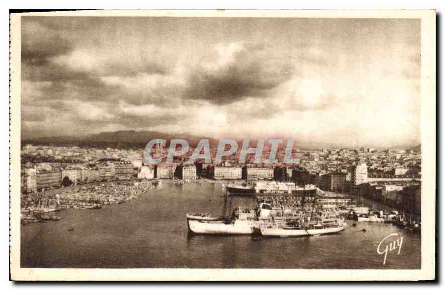 CPA Marseille Bouches du Rhone Le Vieux Port et la Ville 