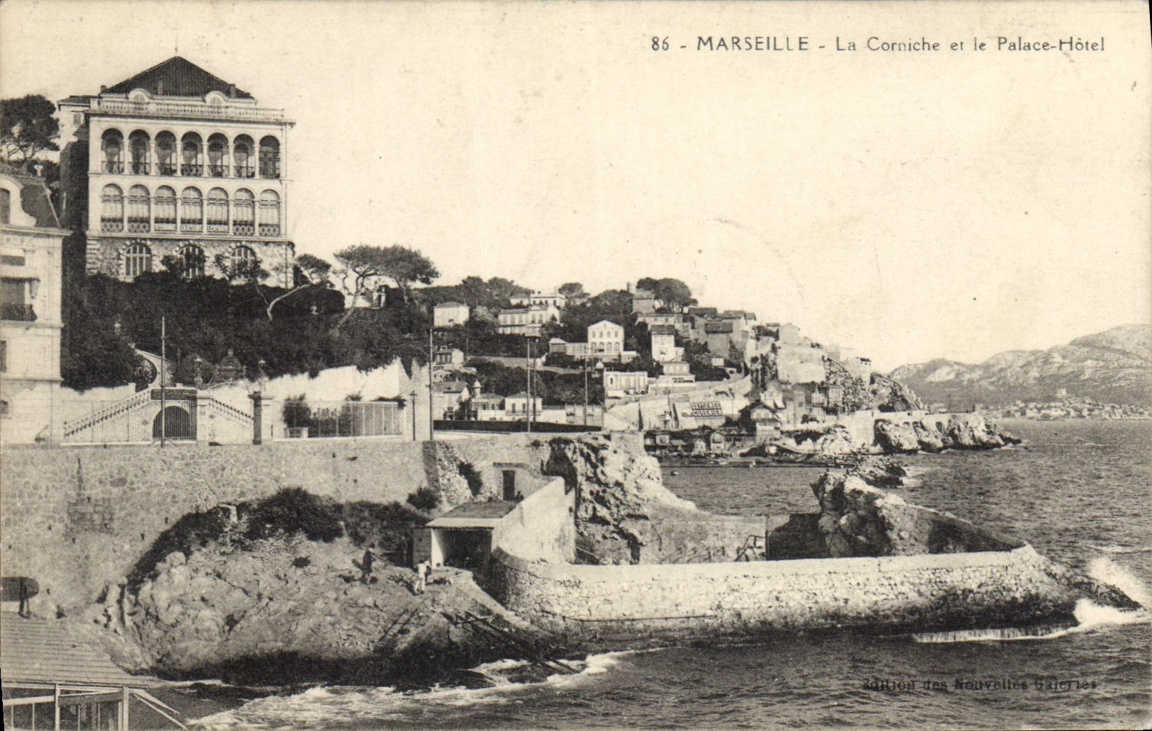 CPA Marseille La Corniche et le Palace Hotel 
