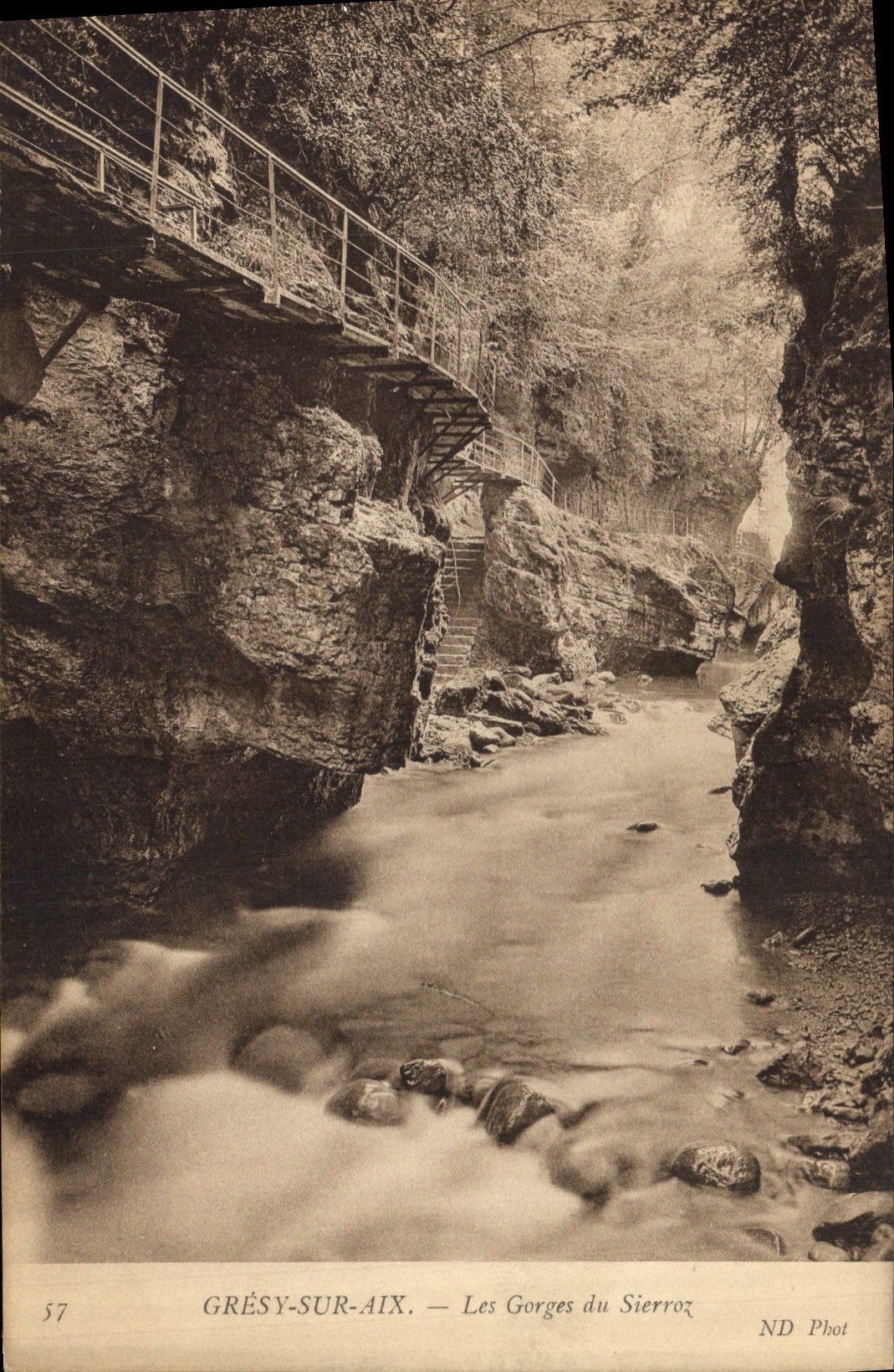 CPA Gresy sur Aix Les Gorges du Sierroz 