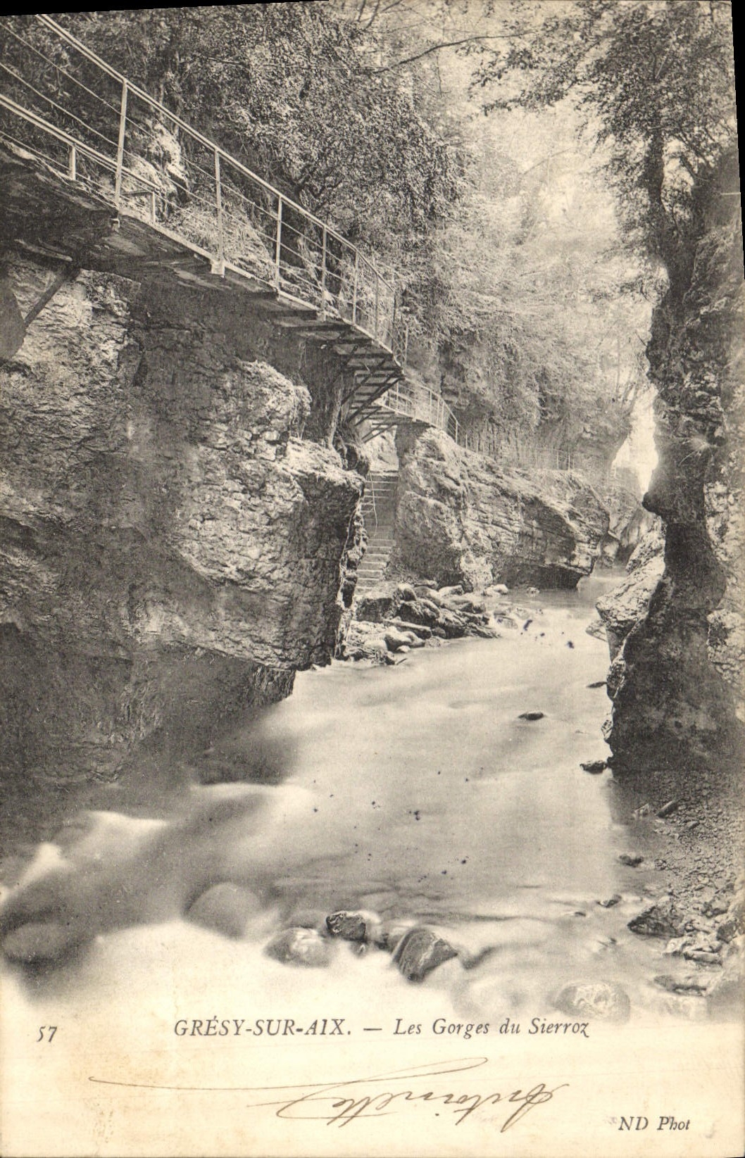 CPA Gresy sur Aix Les Gorges du Sierroz 