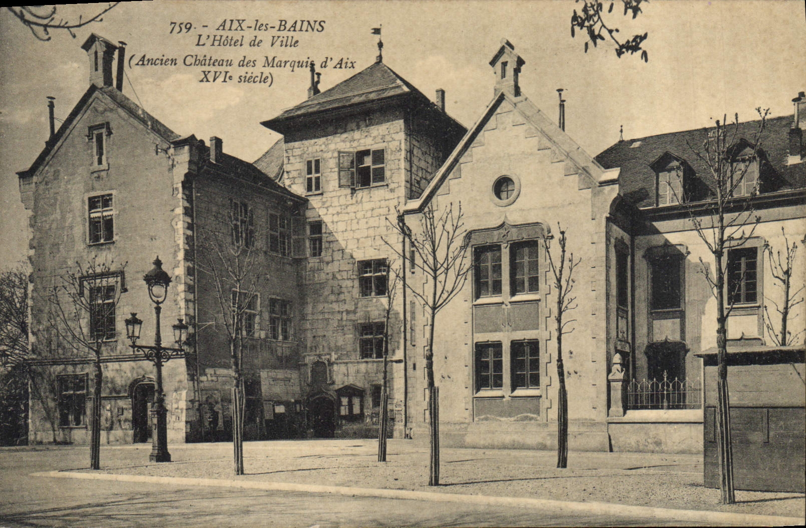 CPA Aix les Bains L'Hotel de Ville Ancien Chateau des Marqui d'Aix 