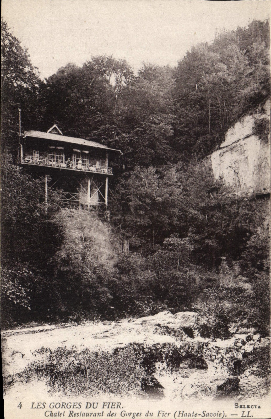 Les Gorges du Fier — Chalet Restaurant des Gorges du Fier (Haute-Savoie) — Selecta — LL