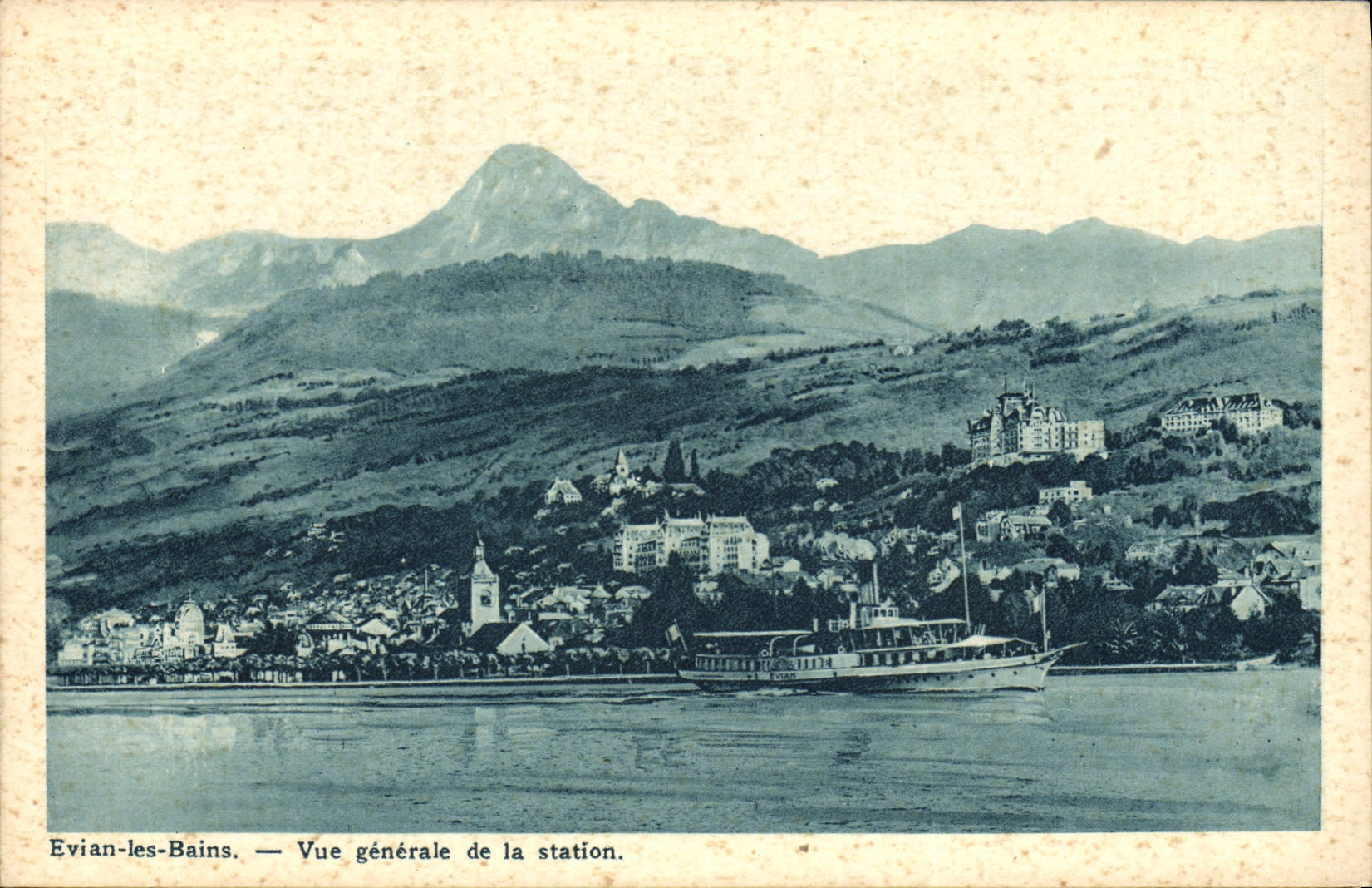 CPA Evian les Bains Vue generale de la station 