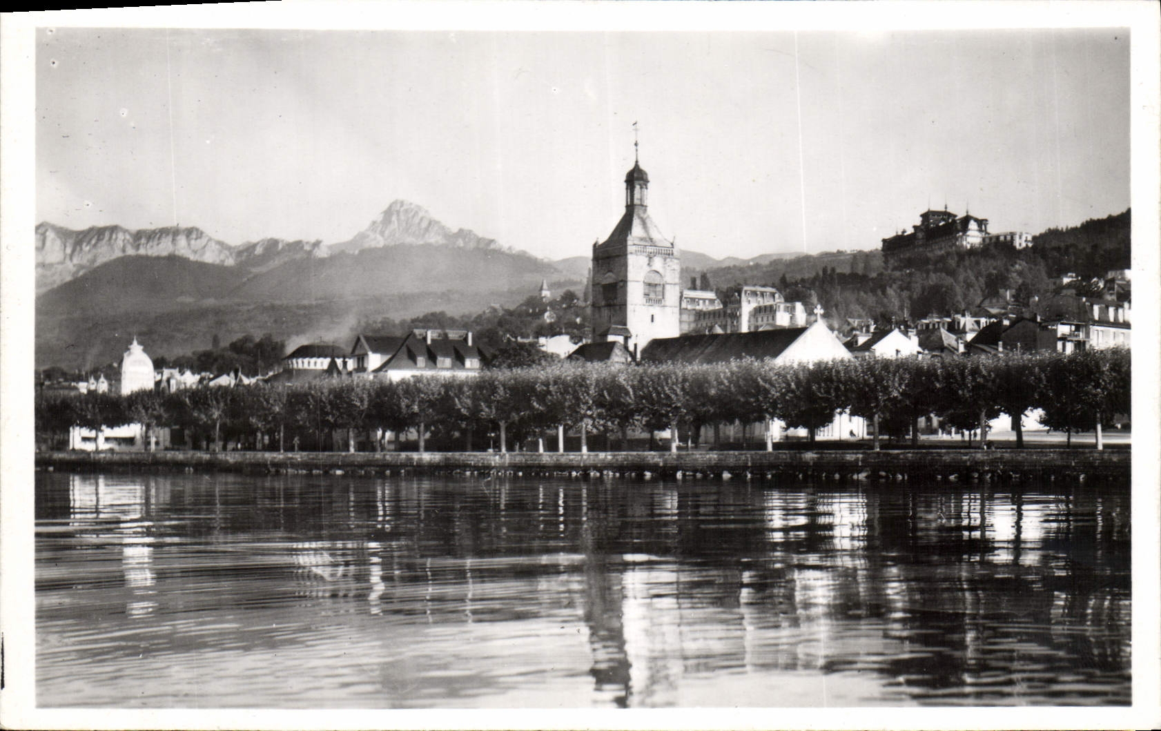 CPA Evian les Bains Vue Generale 
