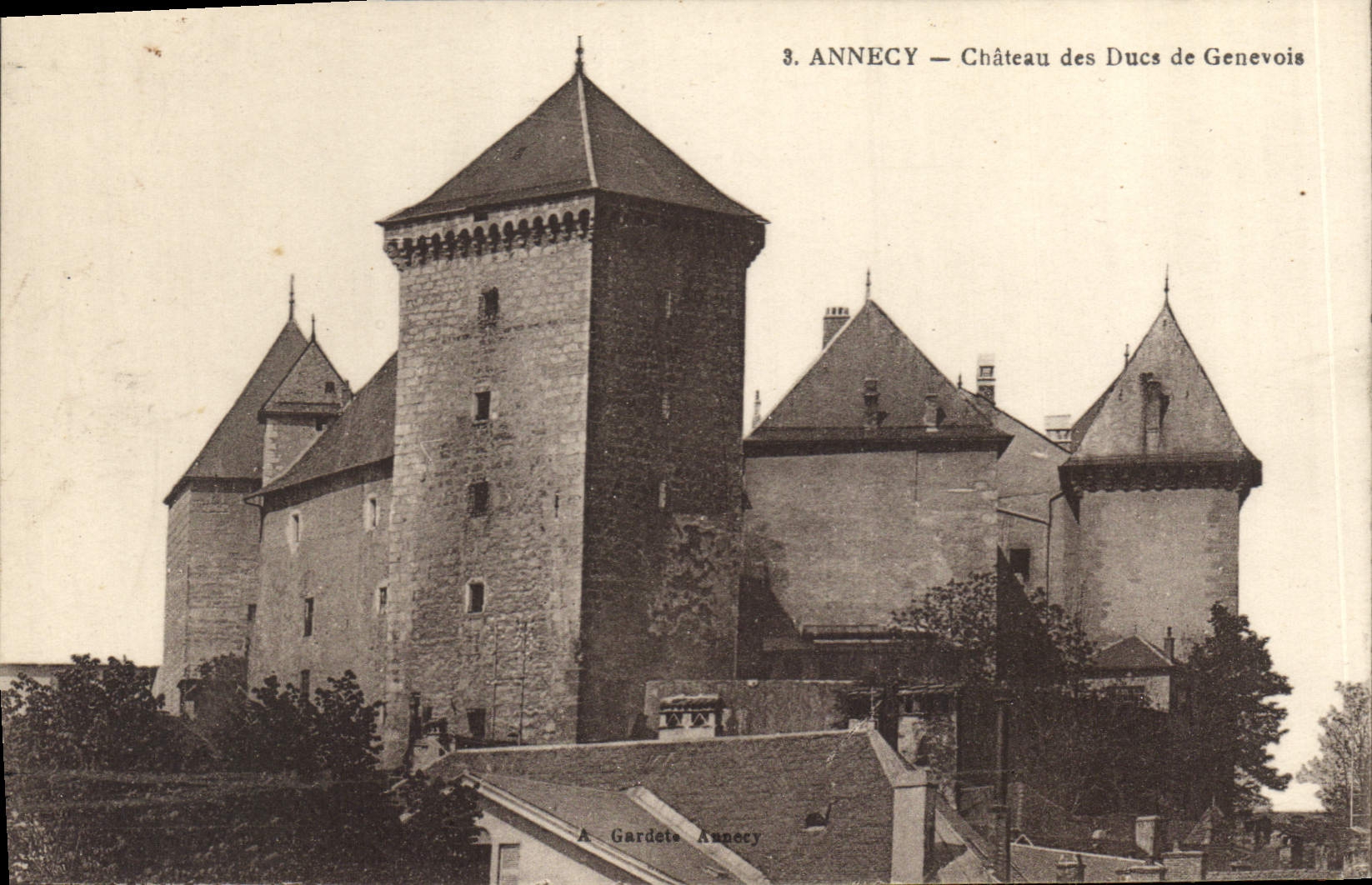 Annecy — Château des Ducs de Genevois — A. Gardete Annecy
