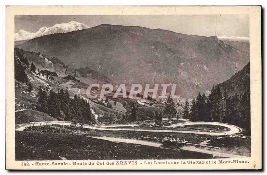 Haute-Savoie - Route du Col des ARAVIS - Les Lacets sur la Glettaz et le Mont-Blanc