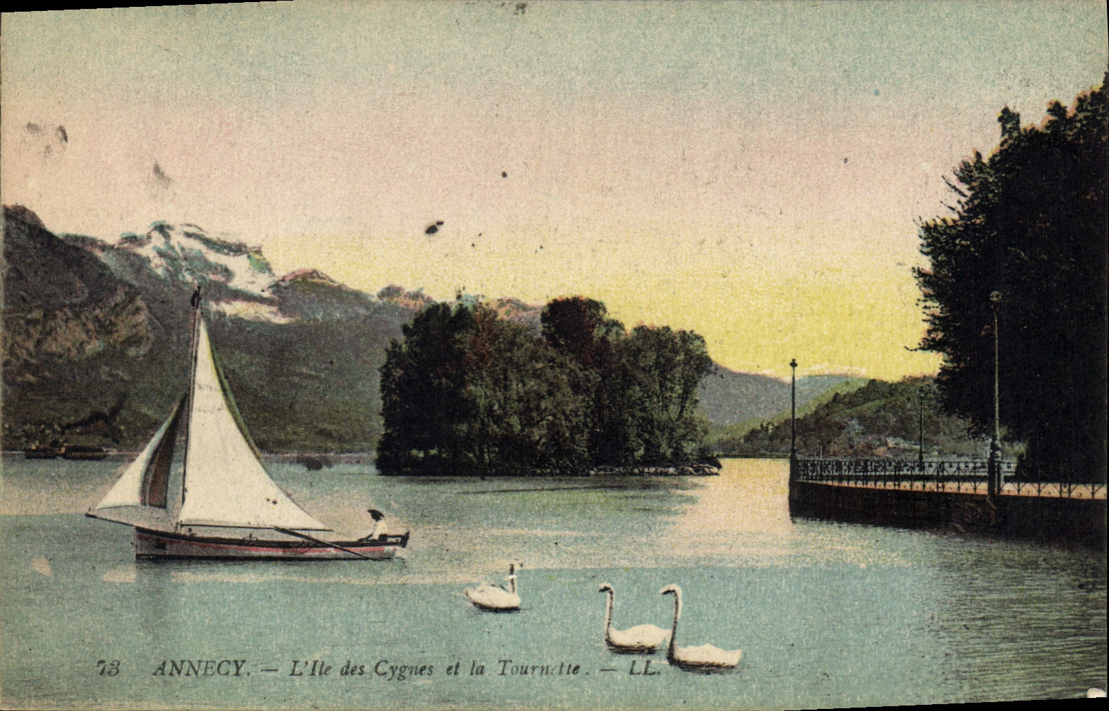 Annecy — L'Île des Cygnes et la Tournette — LL