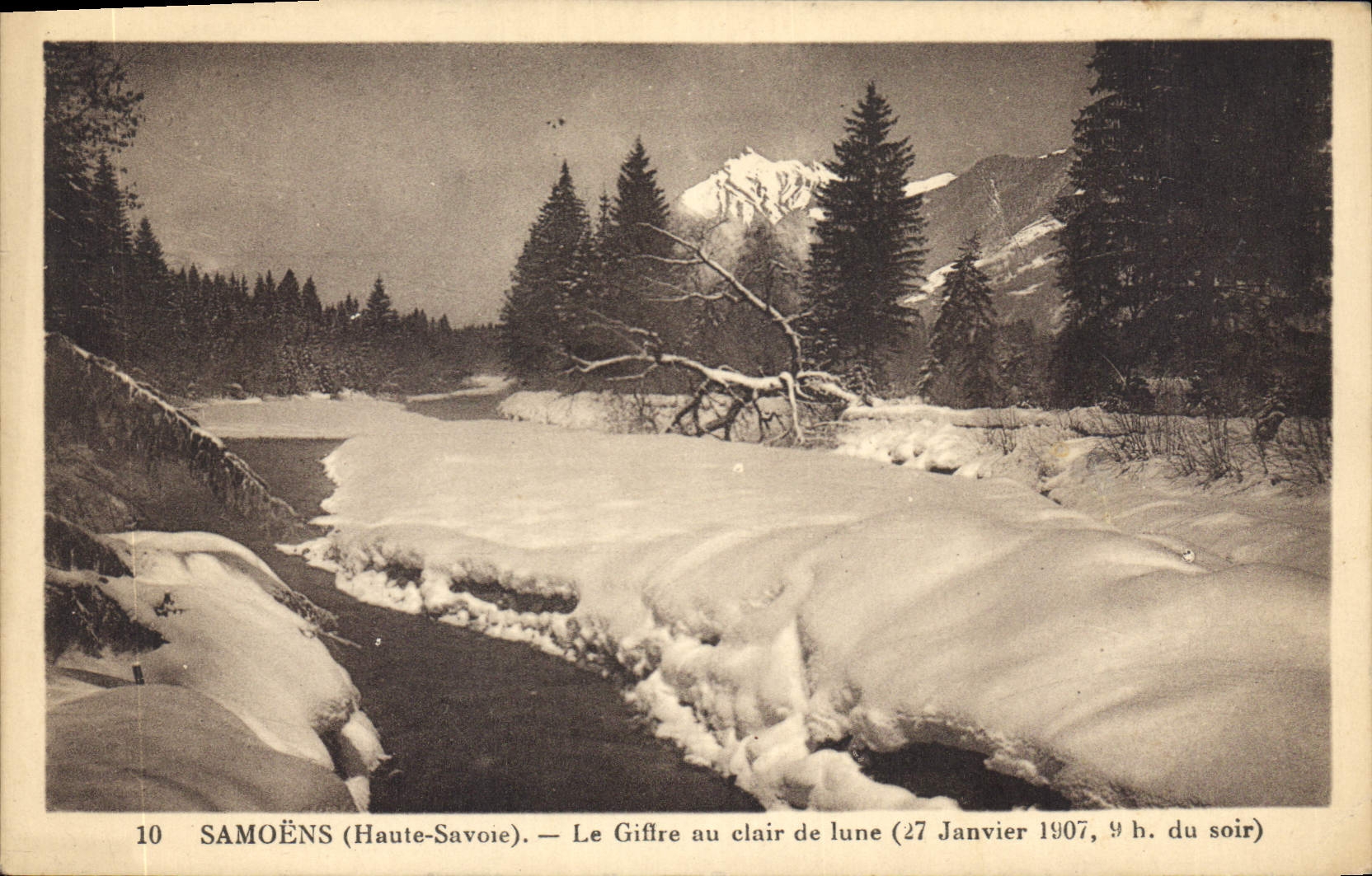 CPA Samoens Haute Savoie Le Giffre au Clair de Iune 