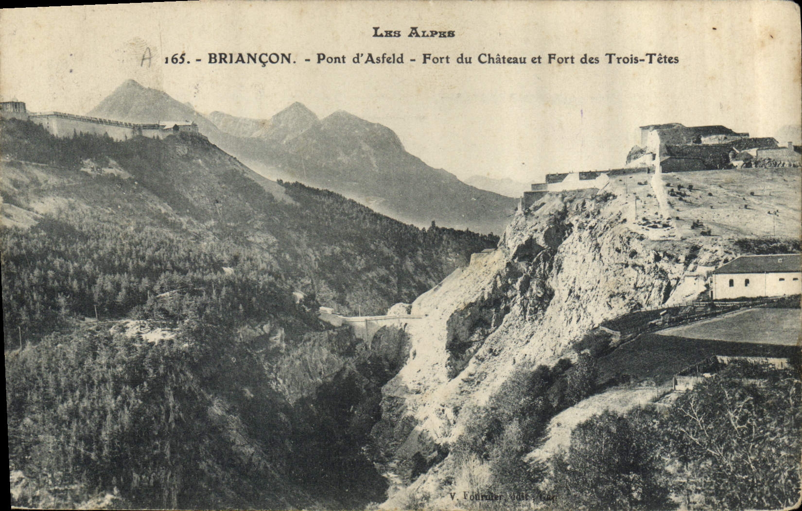 CPA Les Alpes Briancon Pont d'Asfeld Fort du Chateau et Fort des Trois Tetes 