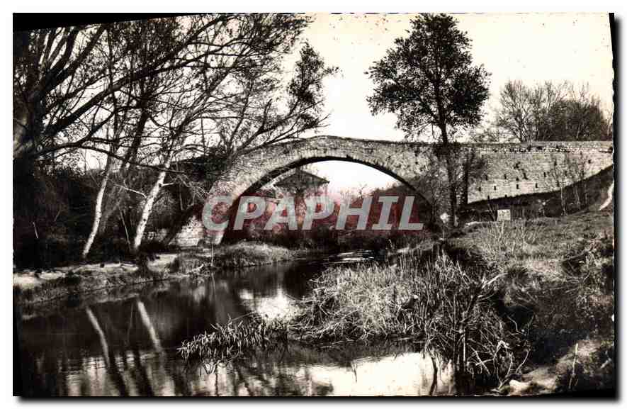 Aix-en-Provence — Pont des Trois Sautels — Éditeur CPAPHIL
