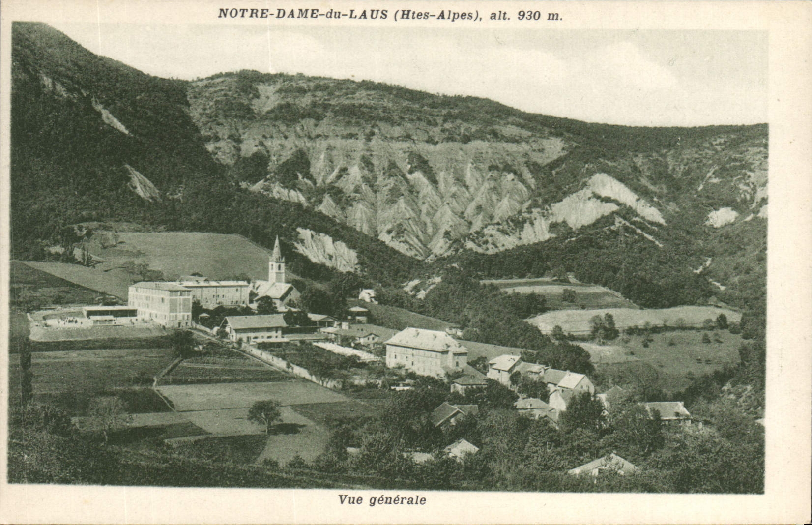 Notre-Dame-du-Laus (Htes-Alpes) — Vue générale — alt. 930 m.