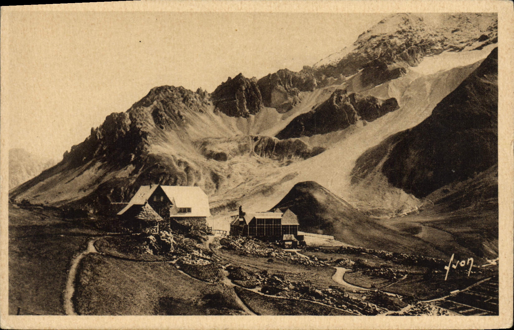 Col du Lautaret — Le Jardin alpin et le Chalet P.-L.-M. vers le Massif du Combeynot — Les Éditions d'Art Yvain, Paris