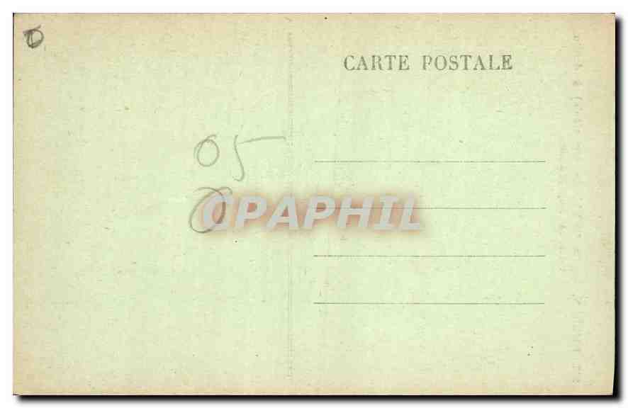 Embrun — La Cathédrale (XIe siècle) à droite, Caserne Lapeyrouse — Verso