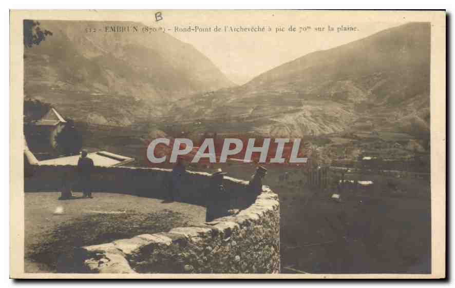 Embrun (870 m) — Rond-Point de l'Archevêché à pic de 70° sur la plaine — éditeur non identifié, n° 532