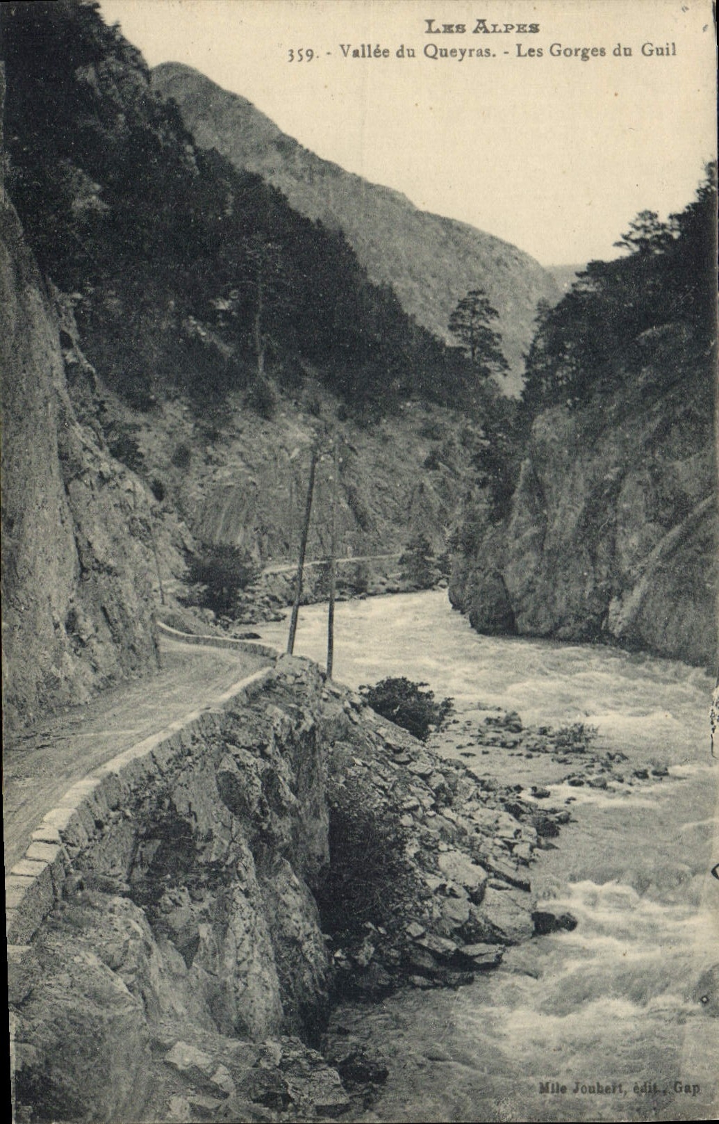 CPA Les Alpes Vallee du Queyras Les Gorges du Guil 