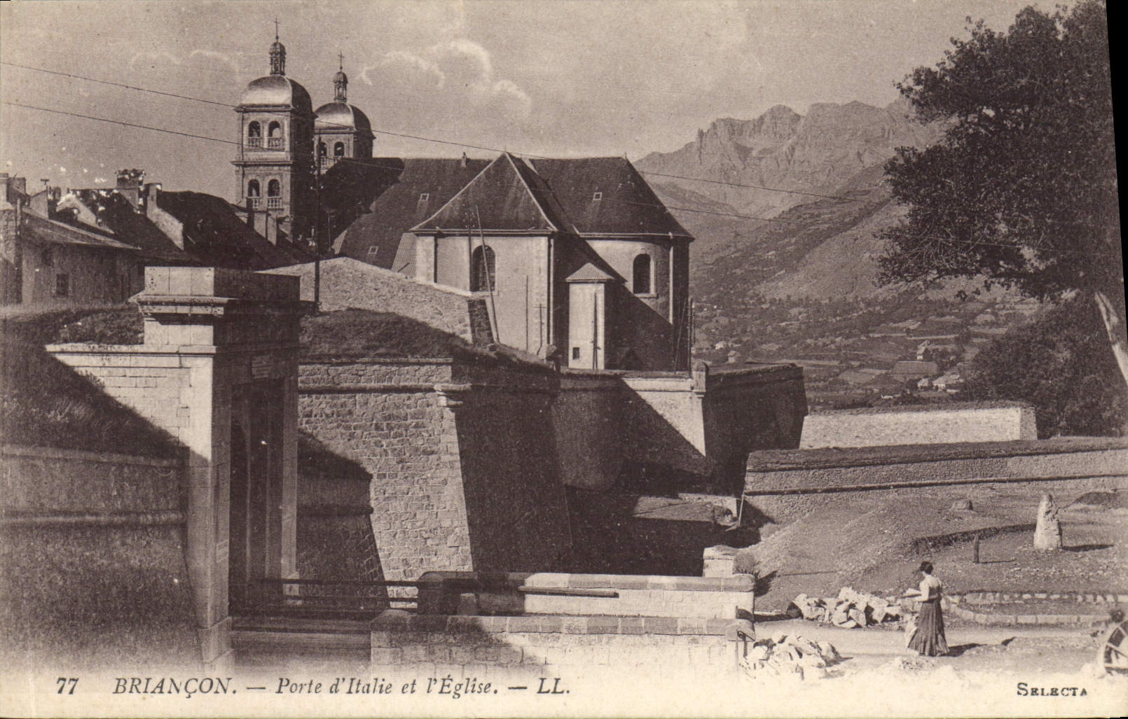Briançon — Porte d'Italie et l'Église — Selecta LL