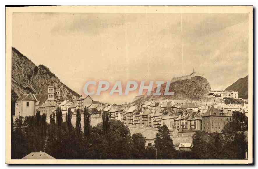 BRIANÇON (Hautes-Alpes) — La vieille Ville, la Cathédrale, le Château — Édition L. Manjou